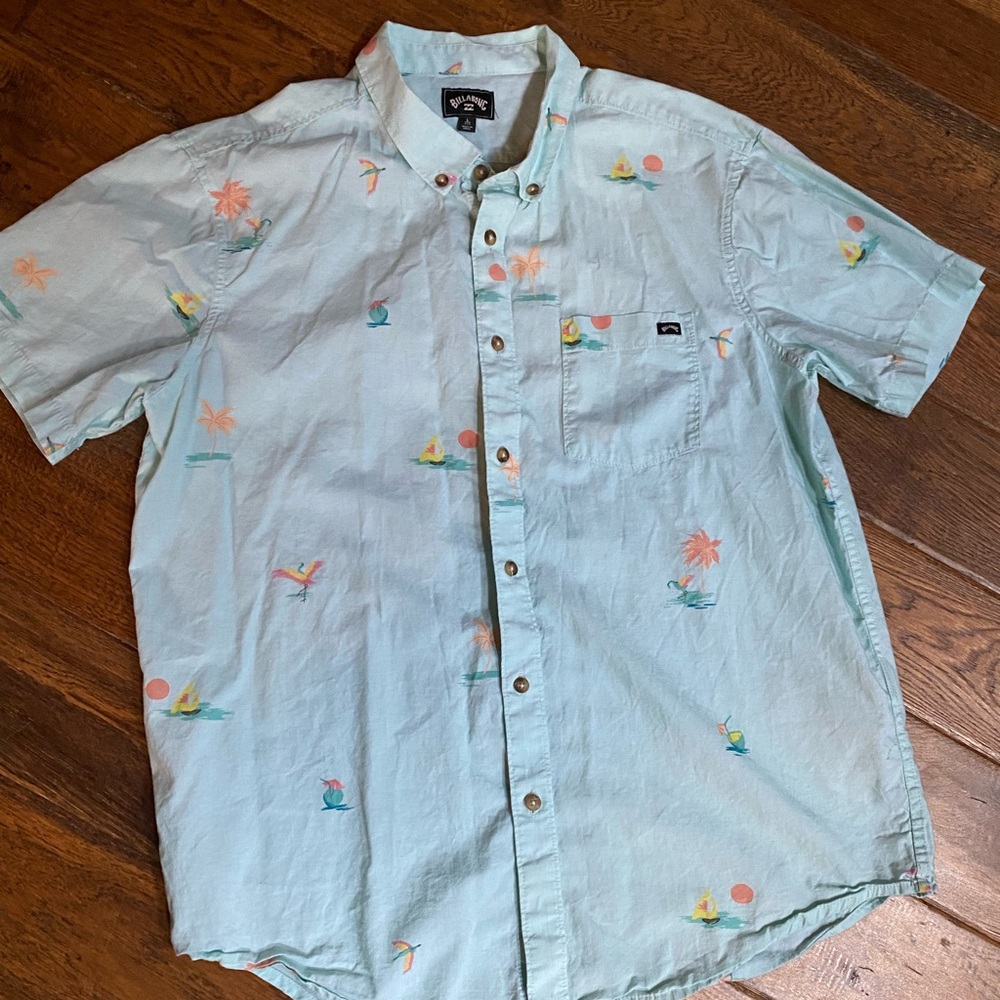 Billabong Men’s shirt size L